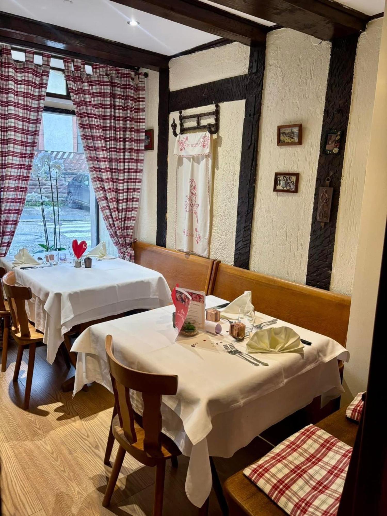 Hotel Restaurant Aux Trois Roses La Petite-Pierre Εξωτερικό φωτογραφία