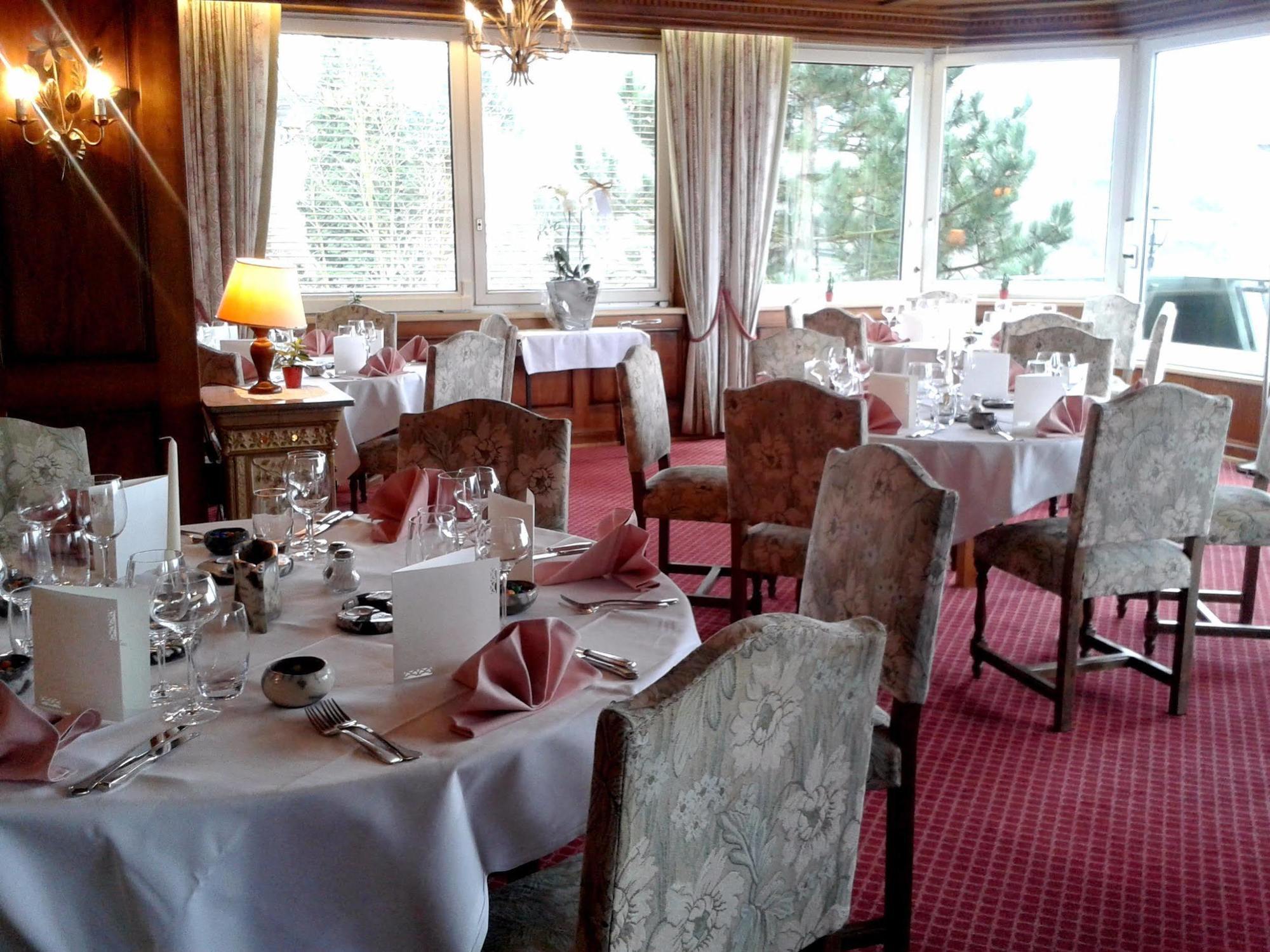Hotel Restaurant Aux Trois Roses La Petite-Pierre Εξωτερικό φωτογραφία